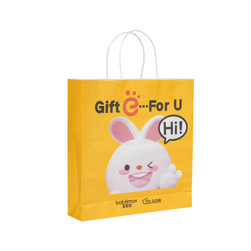 Pakiranje odjeće horizontalna ručna torba od bijelog kartona